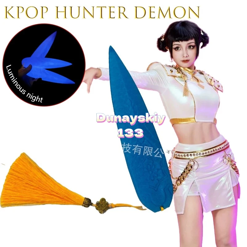 KPop Demon Hunter Zoey Lights Dart Weapons Costume Props Ideal For Girls' Halloween Carnival & Party Supplies
