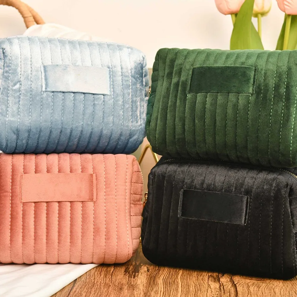 Large Capacity Velvet Makeup Bag Zipper Washing Organizer Travel Toiletry Bag Solid Color Cute Cosmetic Pouch Office