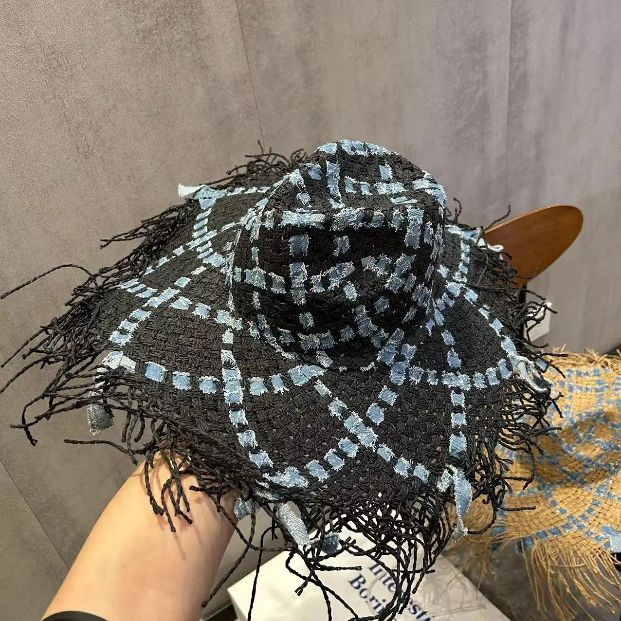 New Summer Wacation Natural Lafite Straw Hat Women\'s Handmade Woven Beach Straw Hat Tassel Splicing Design