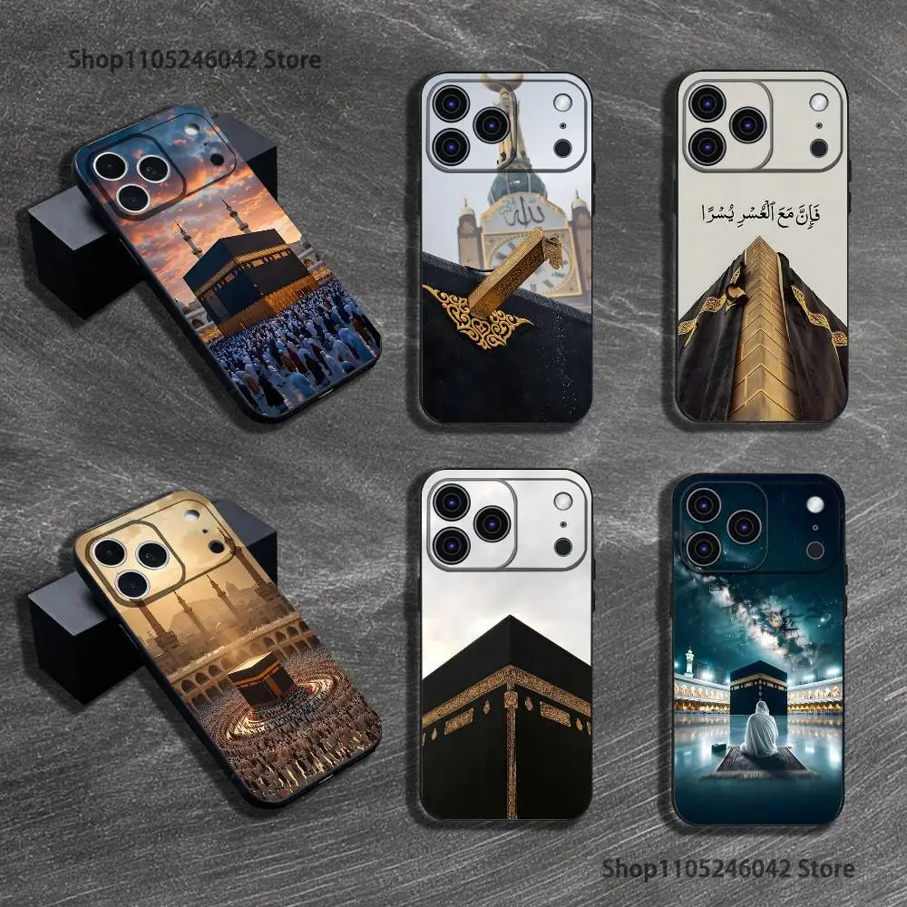 

Moslem and kaaba For iPhone 17,16,15,14,13,12,11,Pro,Max,Plus Black Soft Cover Phone Case
