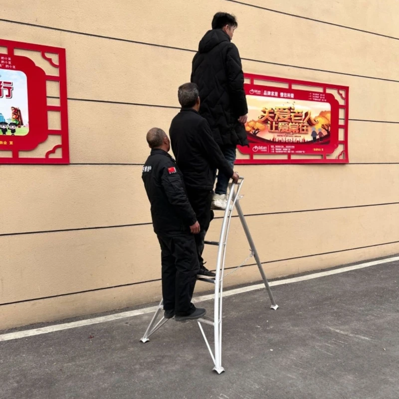 Garden special triangular ladder aluminum alloy foldable tripod ladder orchard herringbone picking ladder green tree pruning