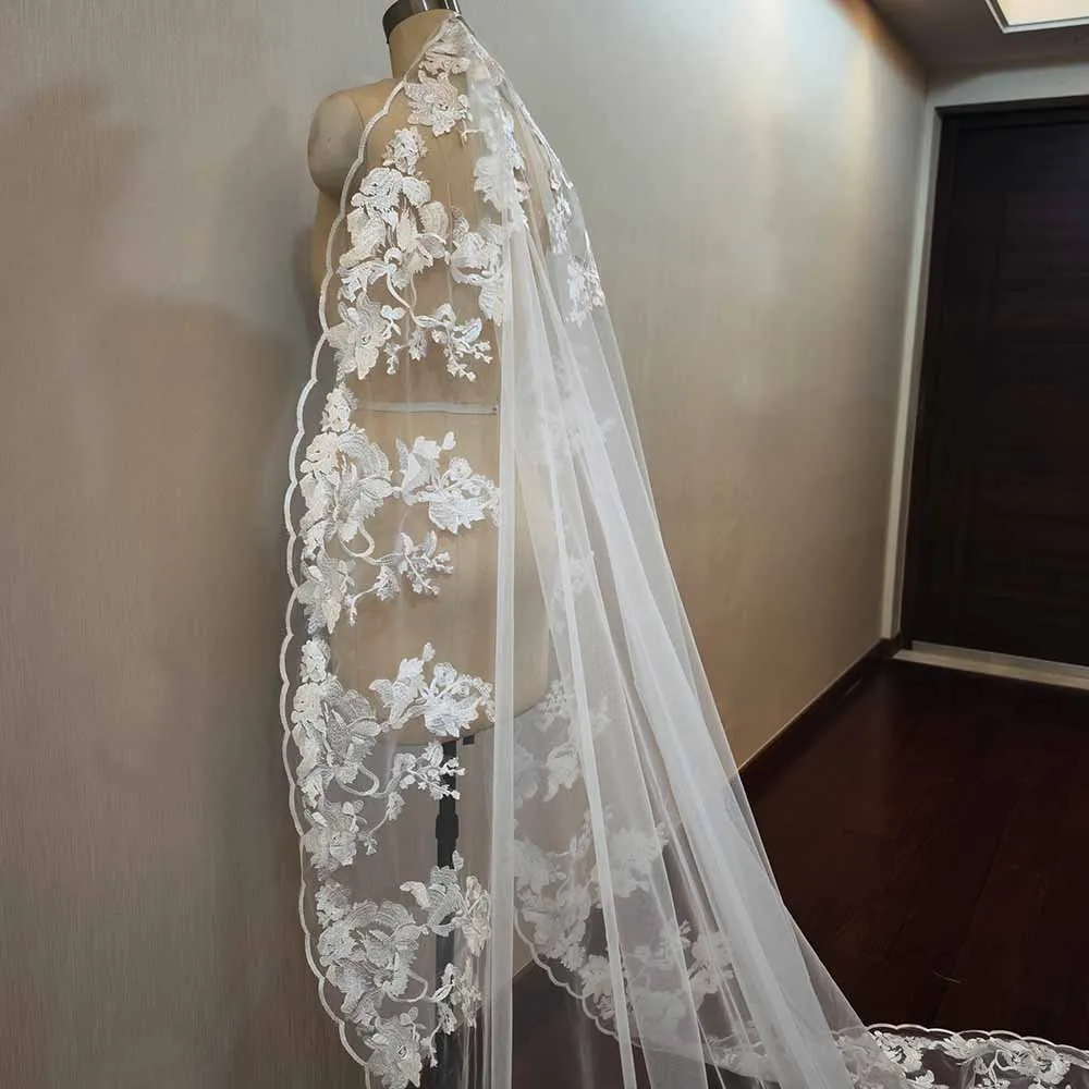 Real Photos Sparkle Sequins Lace Trim Mantilla Wedding Veil with Hidden Comb 3 Meters Long Mantilla Bridal Veil Velo De Novia