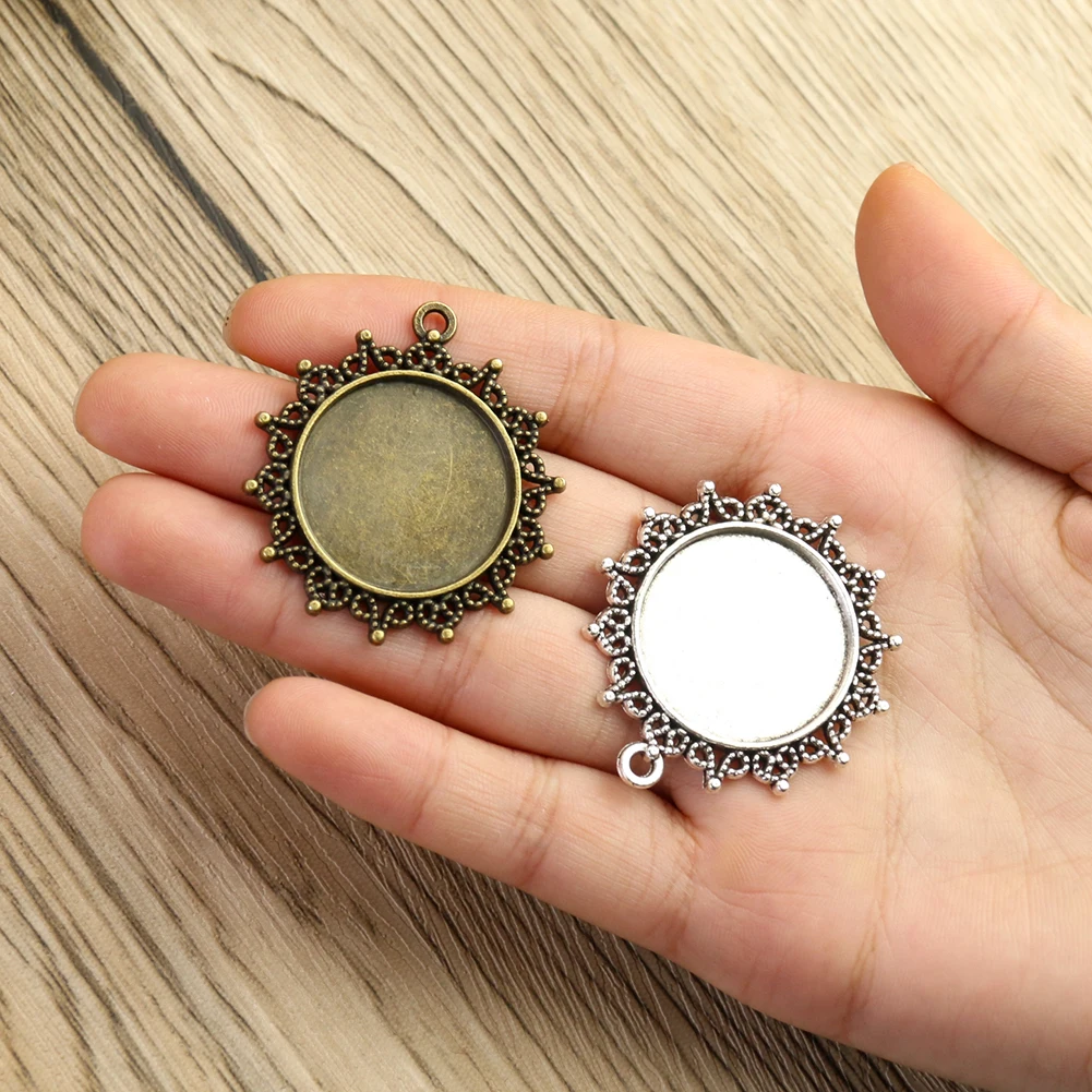 25mm Retro Cabochon Pendant Base Round Bronze Silver color Charms DIY Personality Necklace Trays Souvenir Jewelry Accessories