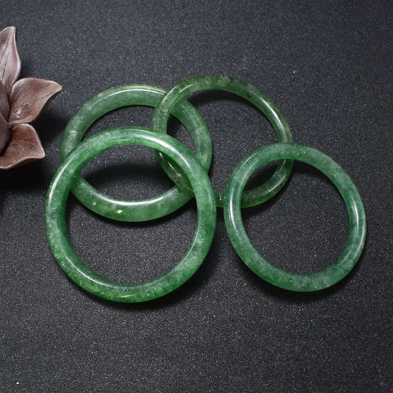 Natural Stone Green Strawberry Crystal Quartz Cuff Bracelet Bangles Fashion Handmade Energy Jewelry Lucky Accessories