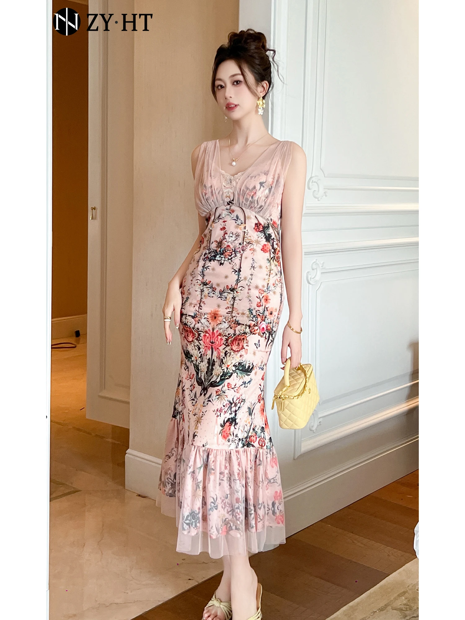 

Summer new women's French sexy V-neck waist hip sleeveless printed fishtail dress