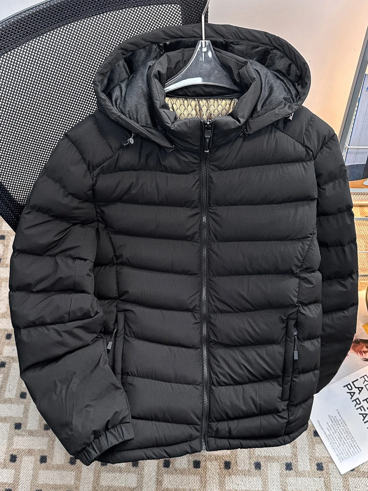 Men's Lightweight Comfortable Hooded down Cotton Jacket Thickened Winter Coat Warm Bread Style Clothing Youth Fashion Daily Wear