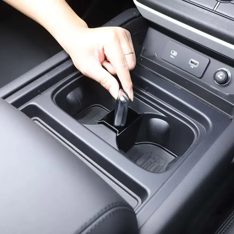 

Черный автомобильный центральный консоль из АБС-пластика, разделенный ящик для хранения ключей, ящик для ключей для Land Rover Defender 90 110 130 2020-2024, автомобильные аксессуары
