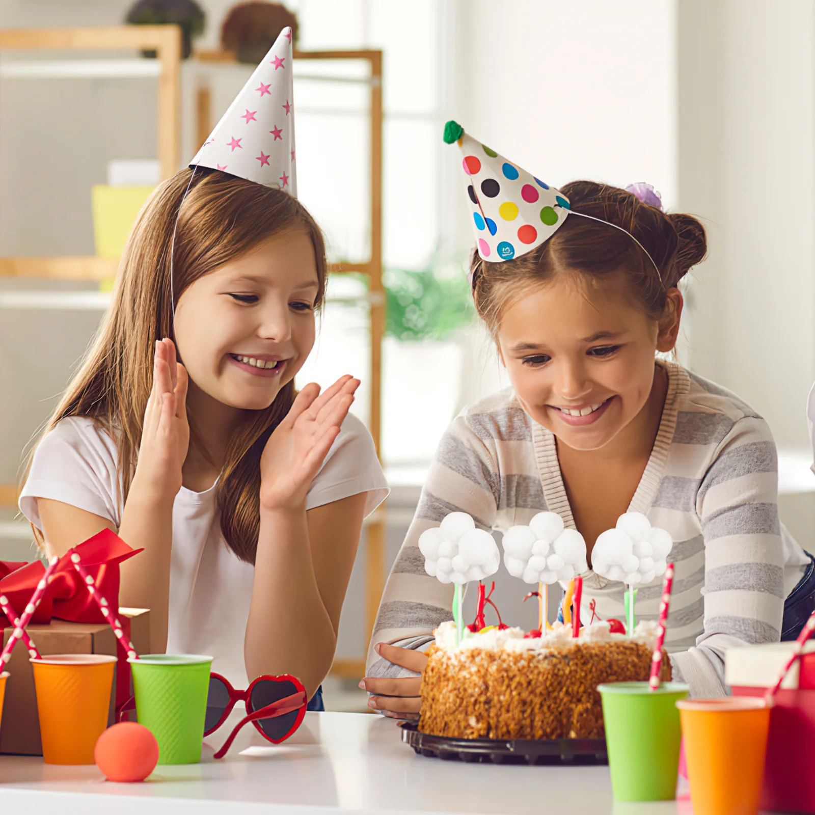 

5Pcs Cake Decorative Toppers Cloud Shape Design Perfect Birthday Party Cupcake Picks Cake Decor Dessert Ornaments