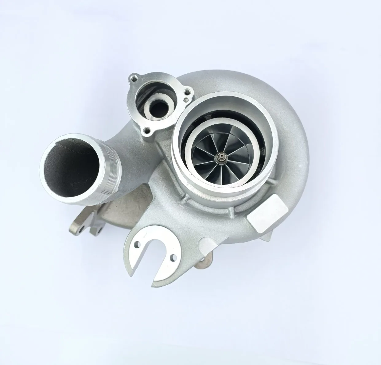 New Upgrade Stage 2 IS38 G30-770 Ball Bearing Turbocharger 06K145722H S3 Golf GTR R 2.0T IS12 IS38 Ea888 Universal Fitment
