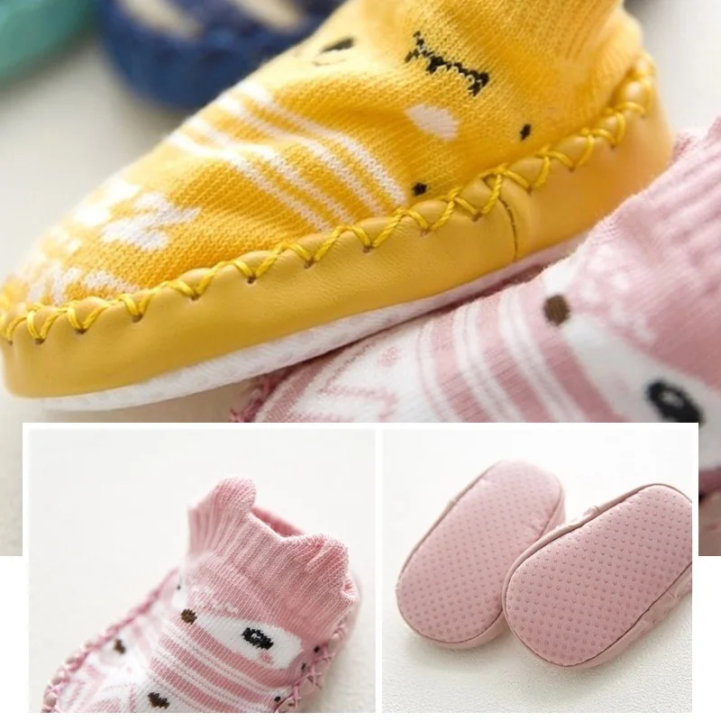 Calcetines de suelo para bebé con suelas de puntos de goma, suela suave antideslizante, calcetines de suelo bonitos de dibujos animados para niños pequeños, suelas de puntos de goma
