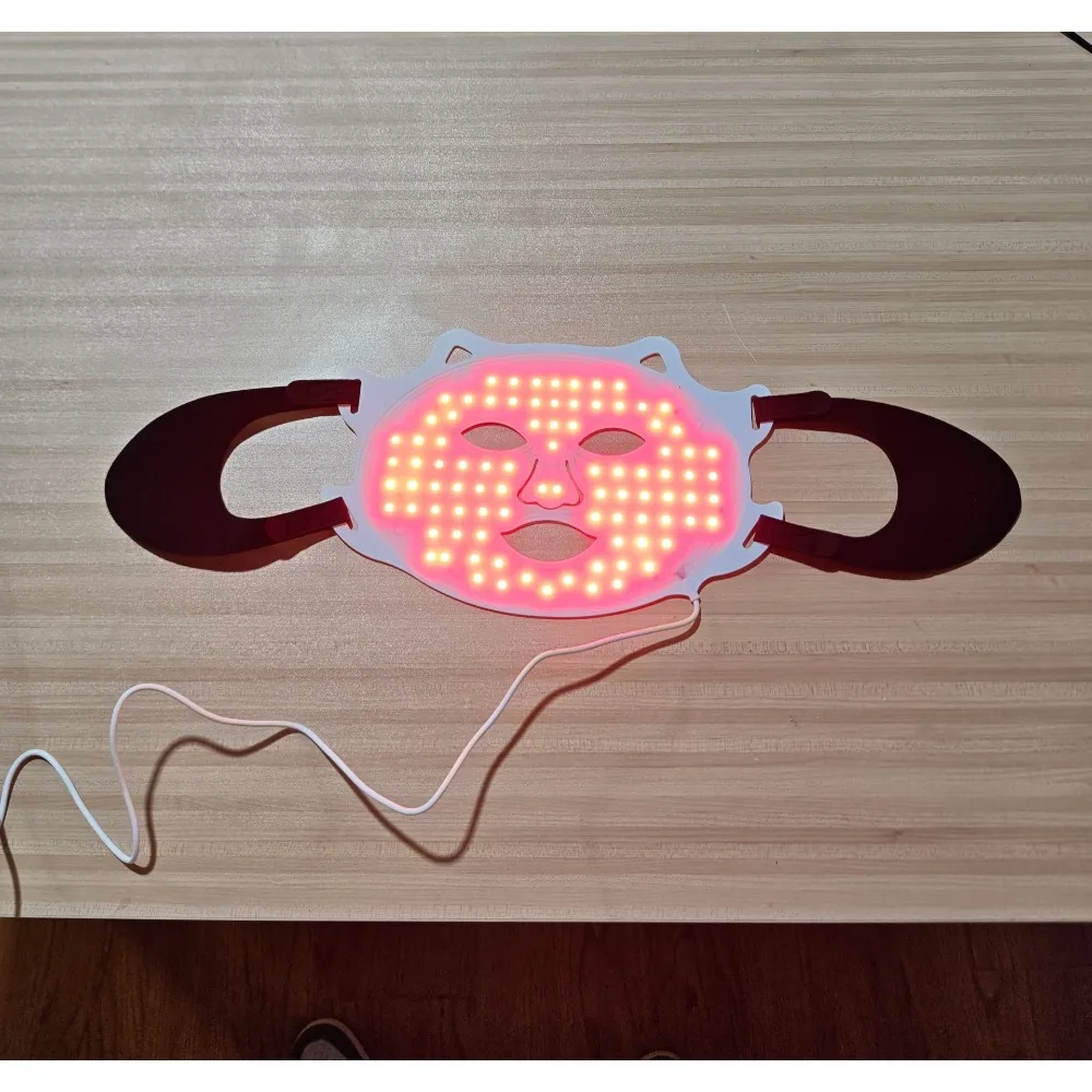 

Усовершенствованное светодиодное лицевое устройство — 7 цветов | Красные гладкие и синие прорывы | Спа-отзраки