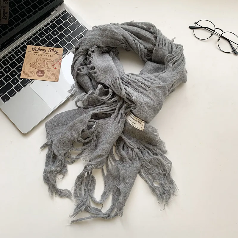 2025 Ripped Hole Tassel Vintage Scarf Men Women Autumn Spring