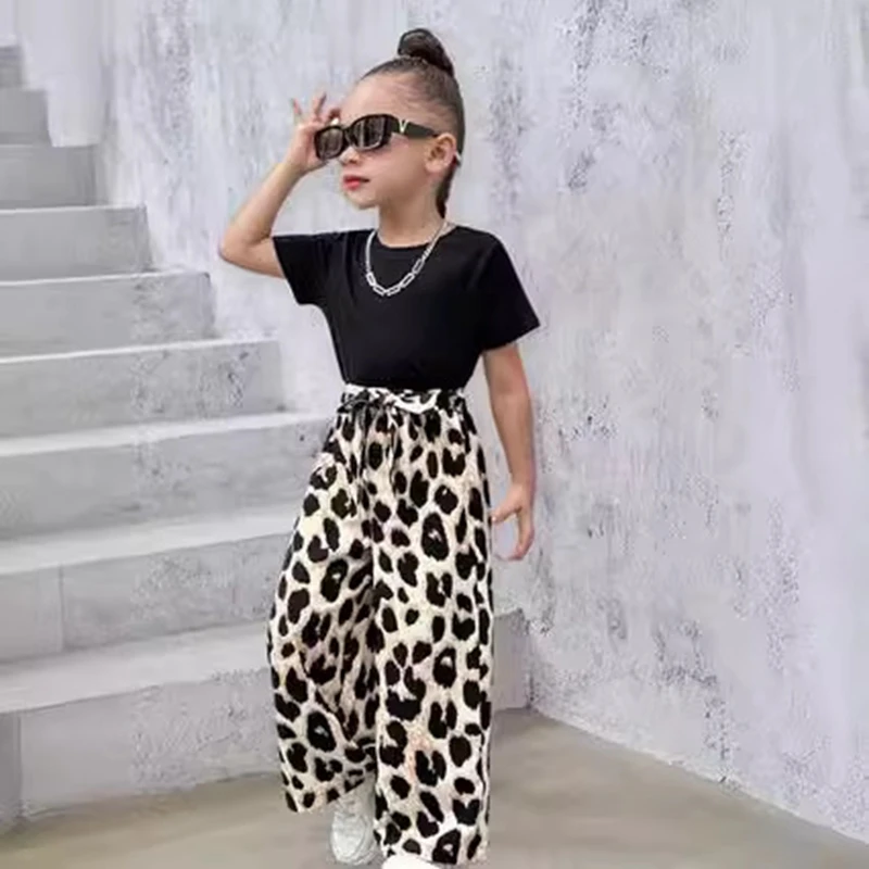 

New 2025 Girls Summer Casual Clothing Sets Short Sleeve O-neck Solid T-shirt Tops + Fashion Leopard Print Loose Pants Trousers