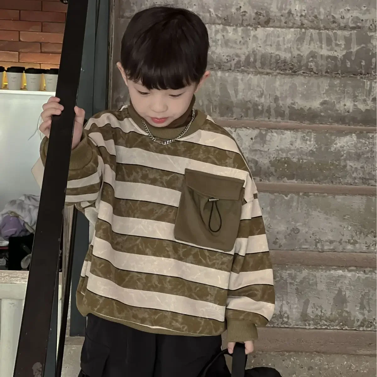 Boy Hoodie 2023 Autumn and Winter Children Boys Korean Striped Old Bag Plus Cashmere Integrated Cashmere Hoodie