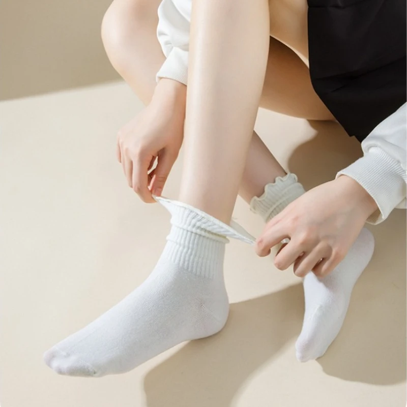 5 Pairs Women Socks Solid White Breathable Comfortable Fashion Korean Style  Paired Ruffle Socks  Paired with Loafers Cute Socks