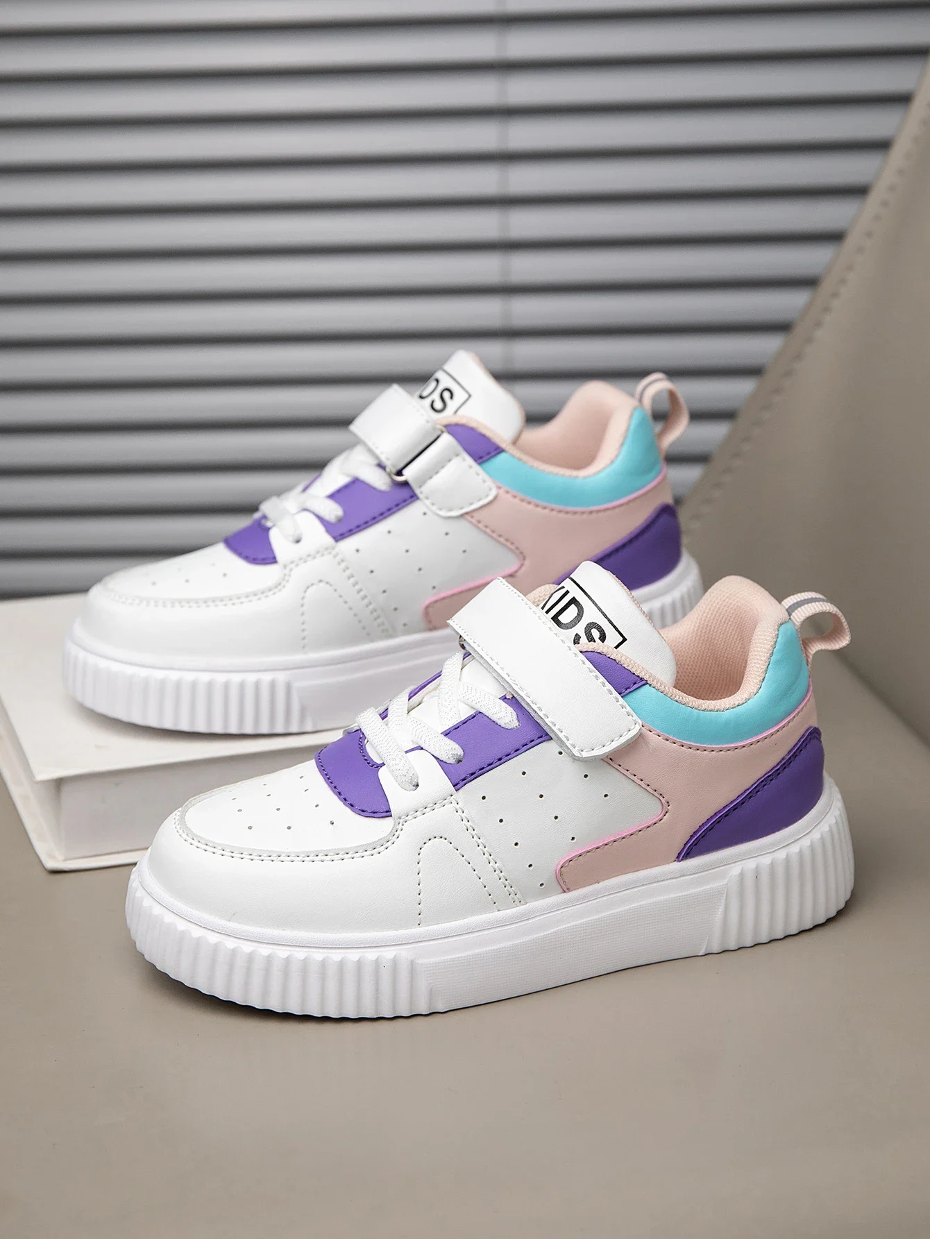 

Новые кроссовки для мальчиков и девочек 2026 года: детские широкие босоножки для естественного раскрытия стопы, для малышей и детей постарше