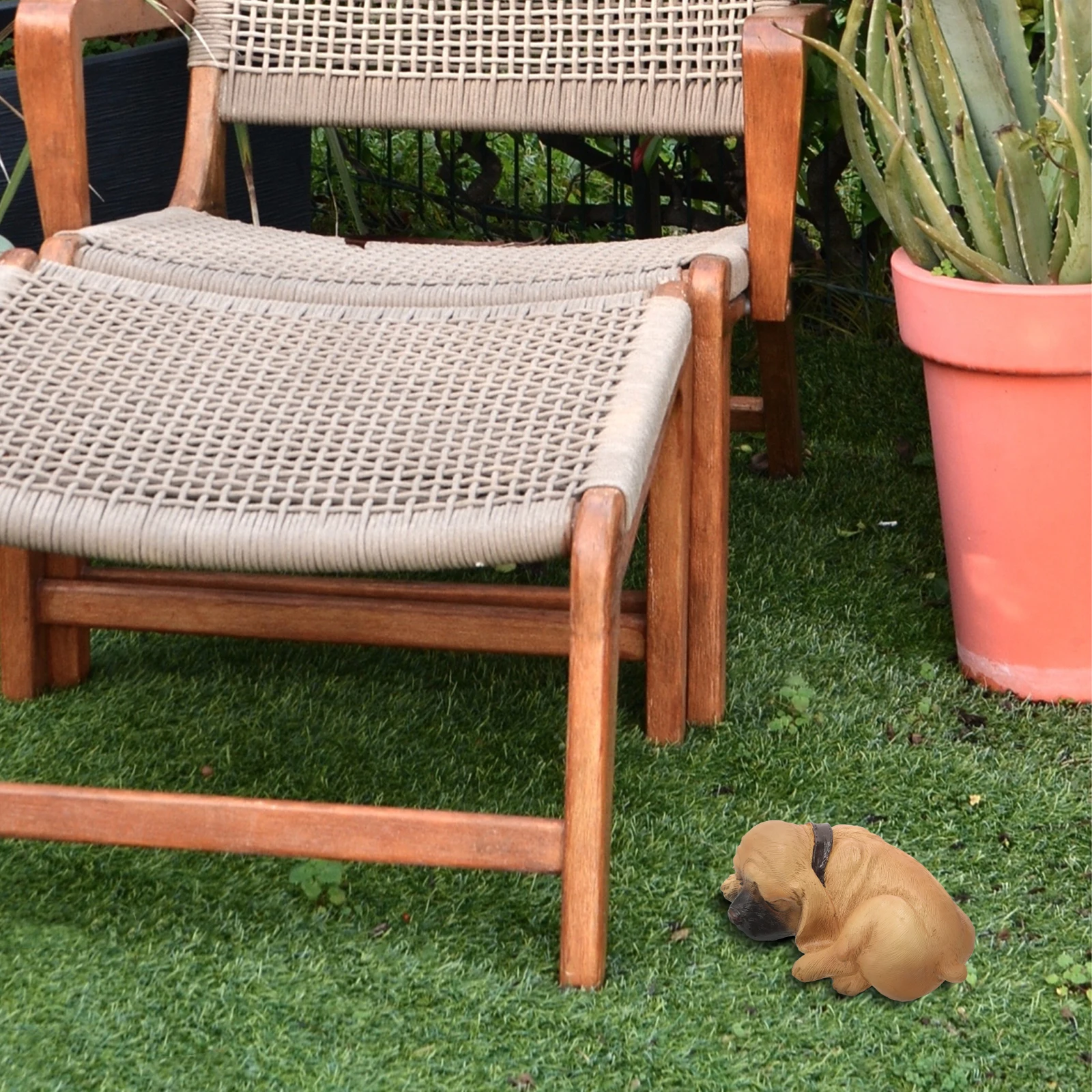 صندوق جرو في الهواء الطلق من الراتنج مفتاح مخفي لحديقة ساحة العشب تخزين الحاويات حامل مخفي تمثال الحديقة