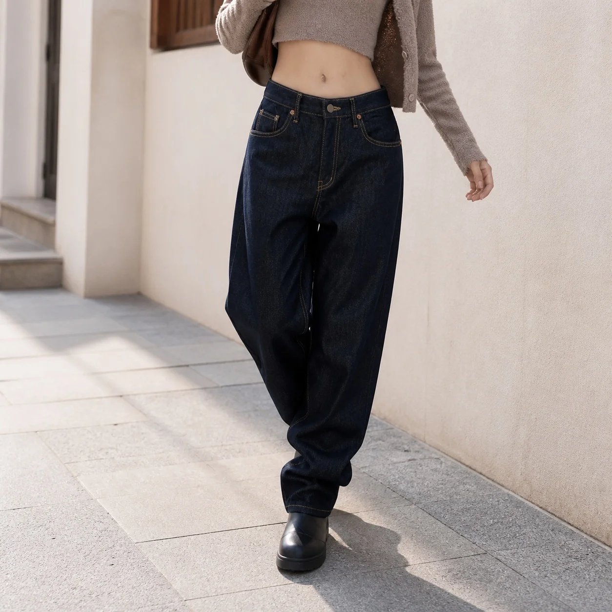 Women's Baggy High Waist Wide Leg Distressed Patchwork Cotton Full Length Streetwear Style Harem Jeans with Contrast Stitching