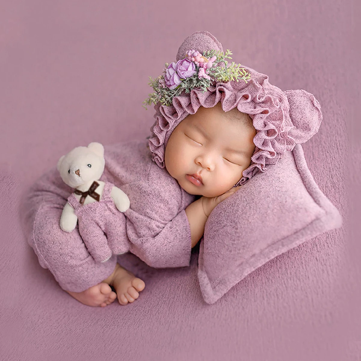 4Pcs Newborn Girl Photography Outfits Bears Ears Hat with Mini Bear Doll And Comfortable Posing Pillow Infant Photo Props