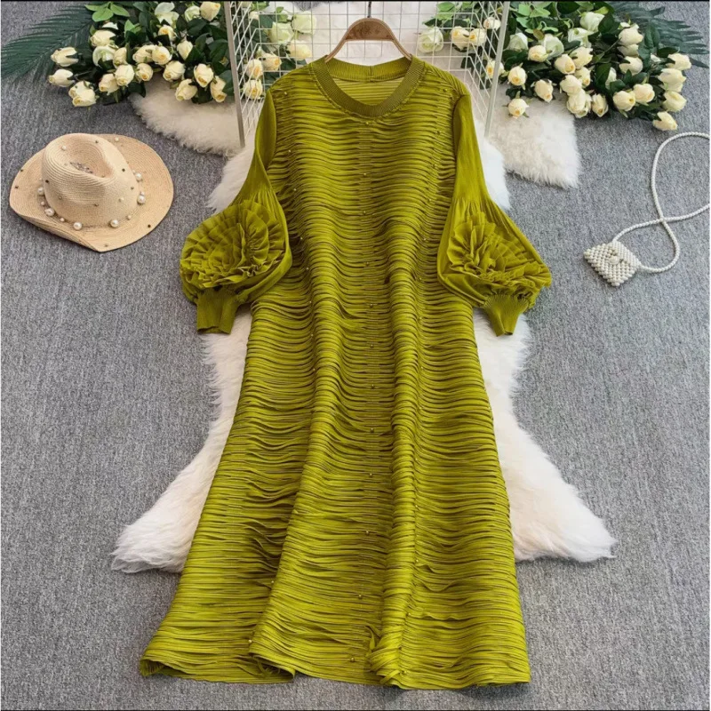 ชุดเดรสพลีทพลัสไซส์ Miyake แฟชั่นพลีทสไตล์แอฟริกันสำหรับผู้หญิง ทรงหลวม ประดับลูกปัด ดีไซน์เรียบง่าย ยาว ยืดได้ เหมาะสำหรับงานพรอม