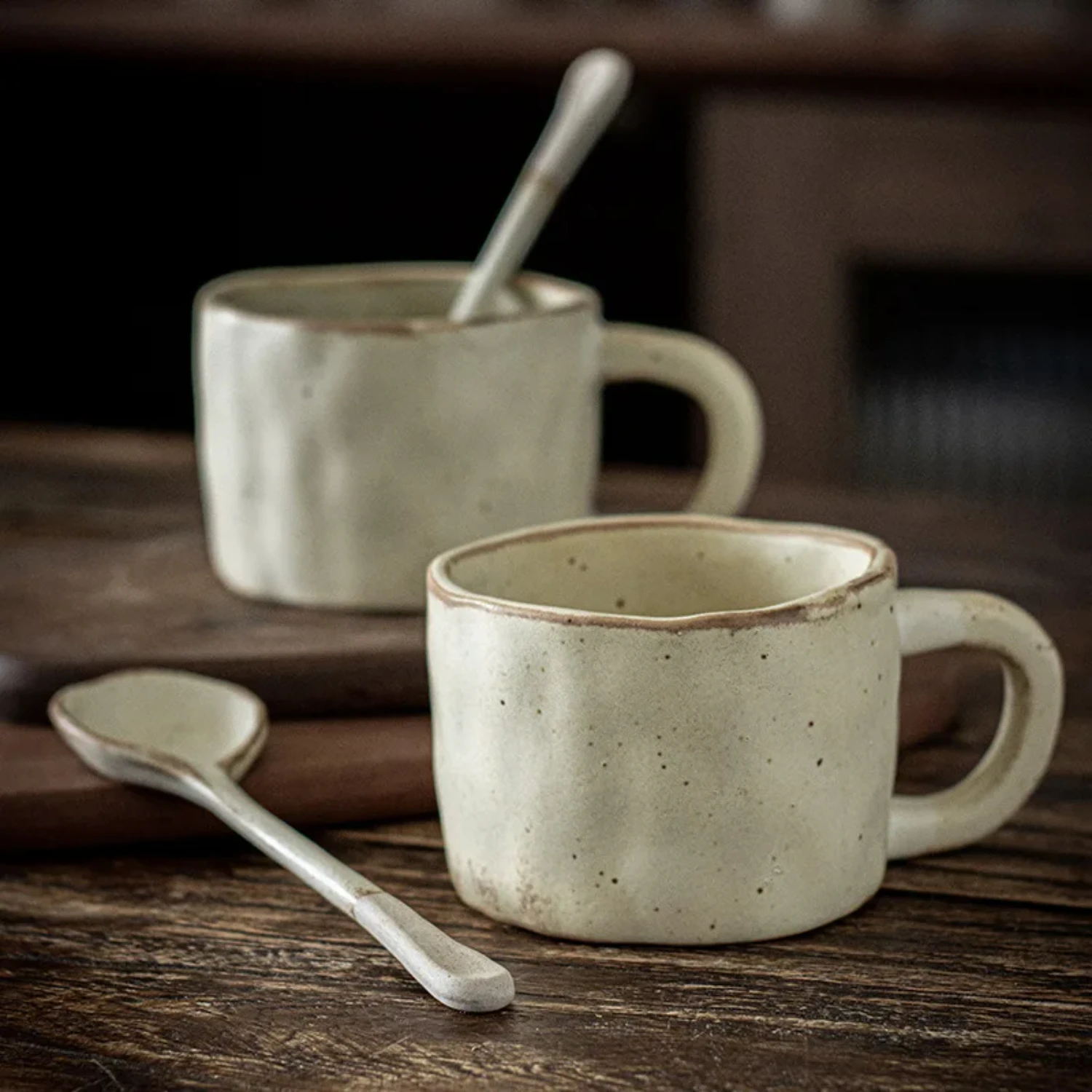 

Vintage Japanese Ceramic Coffee Mug - Elegant Breakfast Milk Mug for Your Morning Latte - Stylish Water Cup for the Office - Per