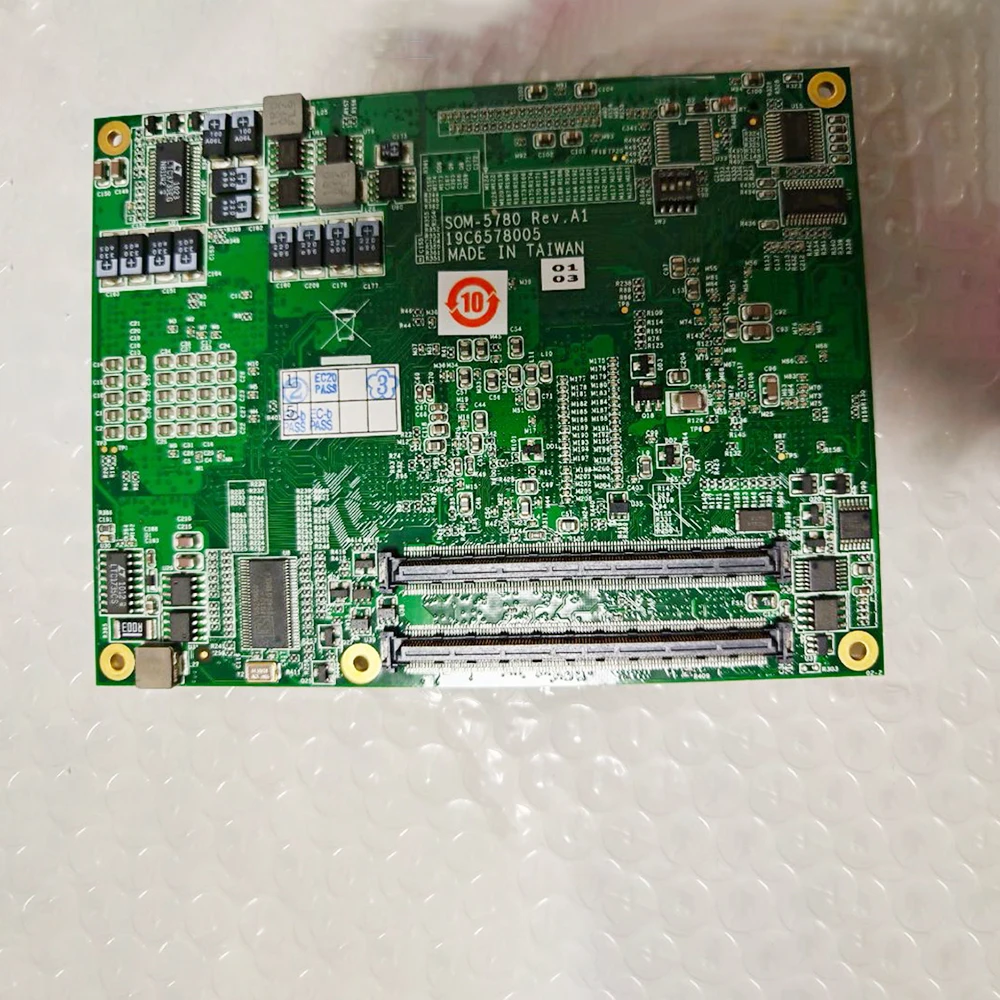 Placa-mãe industrial SOM-5780 REV: A1