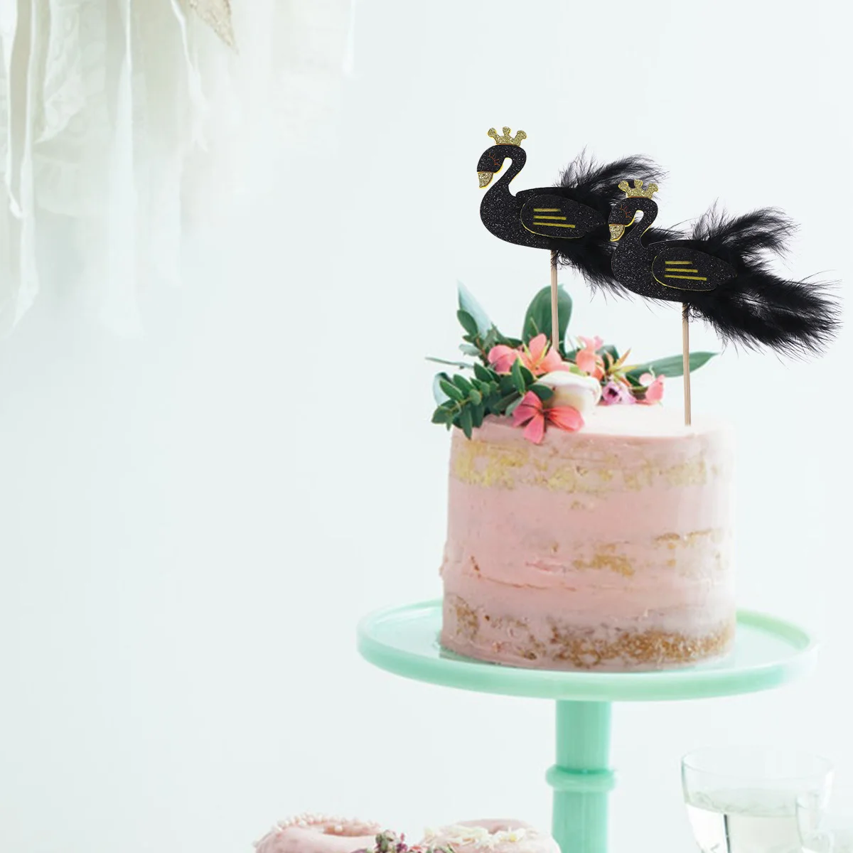 

5Pcs Wing Decorative Swan Cake Picks Flamingo Wedding Birthday Party Cupcake Topper Dessert Cupcake Topper