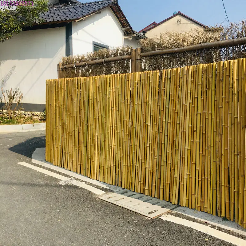 Outdoor bamboo fence White bamboo carbonized fence Garden bamboo row decoration