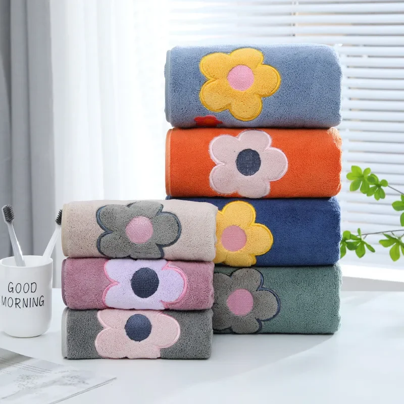 

1Pc 35x75cm Flower Embroidered Hanging Hand Towel Soft Coral Fleece Home Bathroom Women Washcloth