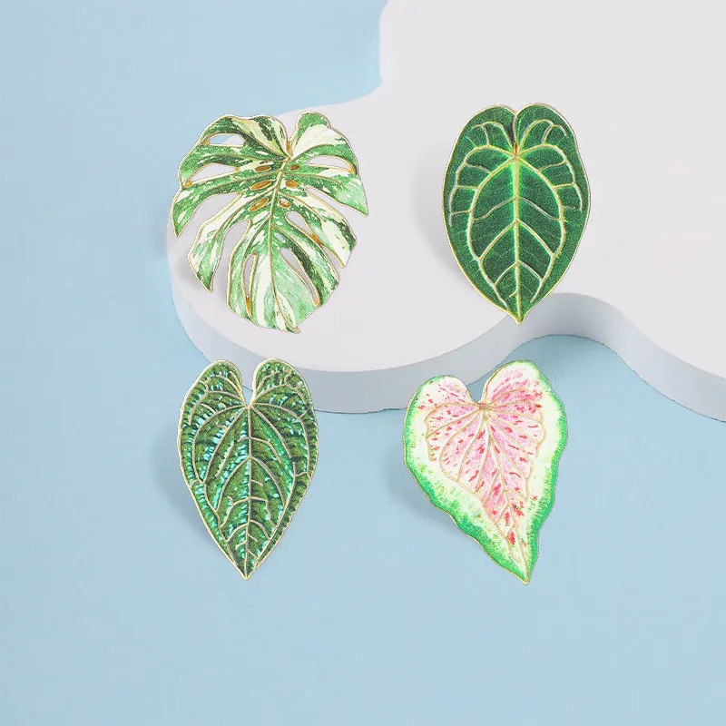 Tropische Pflanzenblatt-Emaille-Abzeichen, grünes Caladium, Monstera, Reversnadel, Natur-Metallbroschen, Schmuck, Geschenke – Detail 5