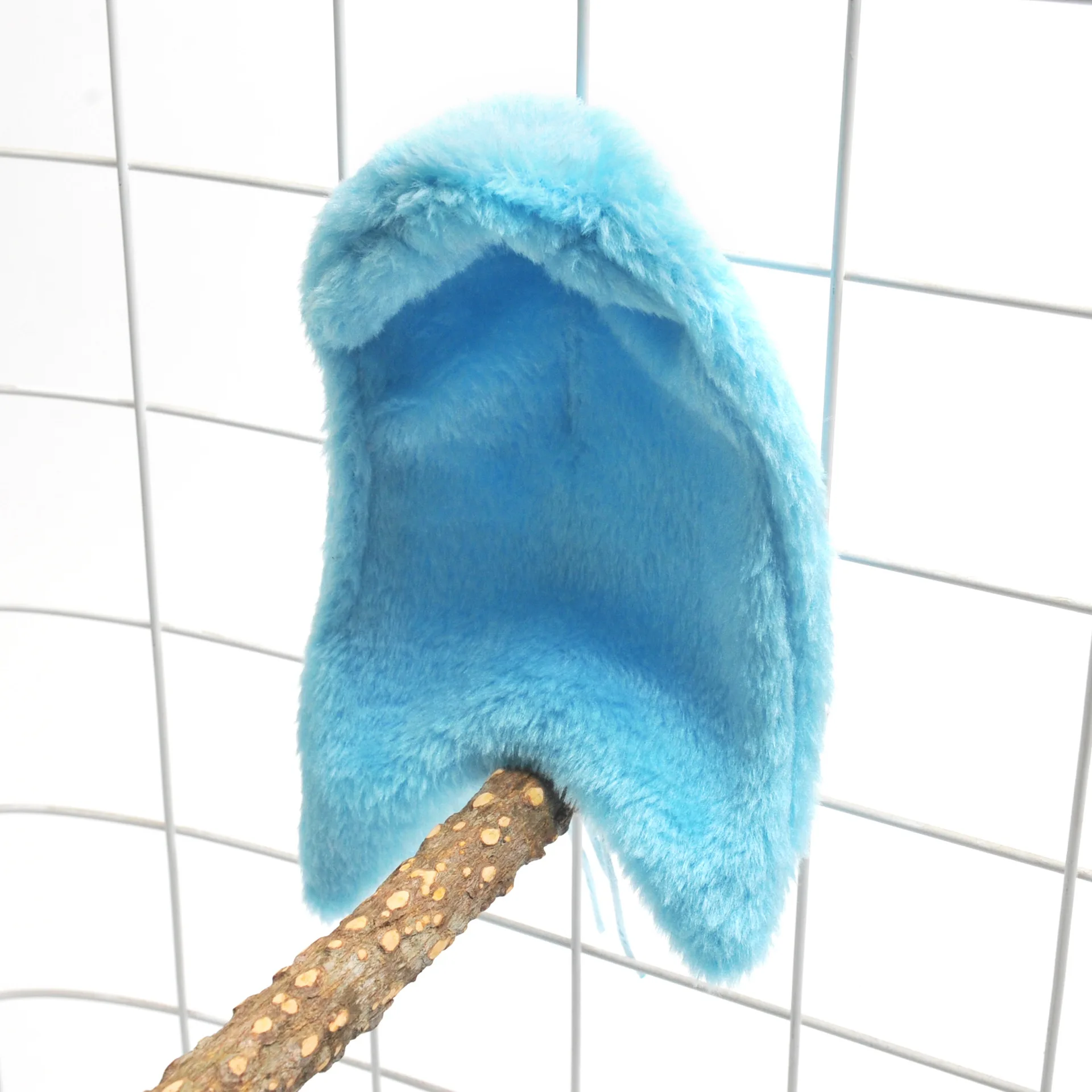 Warm Cozy Bird Parr…