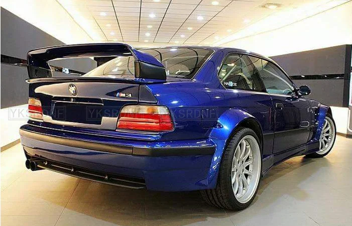 For BMW E36 M3 spoiler 1990-2000 BMW M3 series spoiler with light ABS plastic materail unpainted spoiler for BMW E36 M3 Spoiler