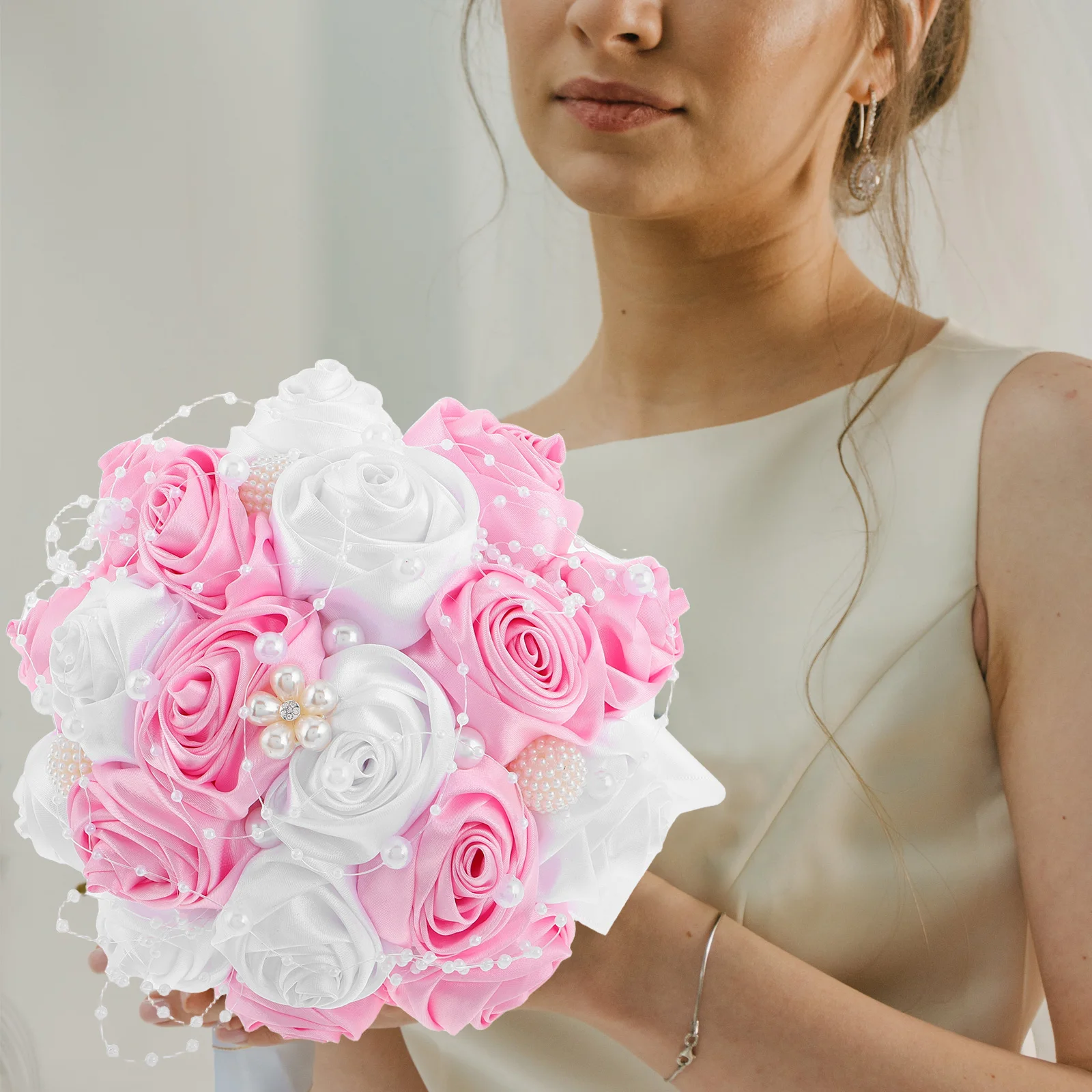 

Cloth Rose Bridal Bouquet Elegant Artificial Flower Wedding Bouquet Fake Rose Bridal Hand Flowers for Wedding Pearls