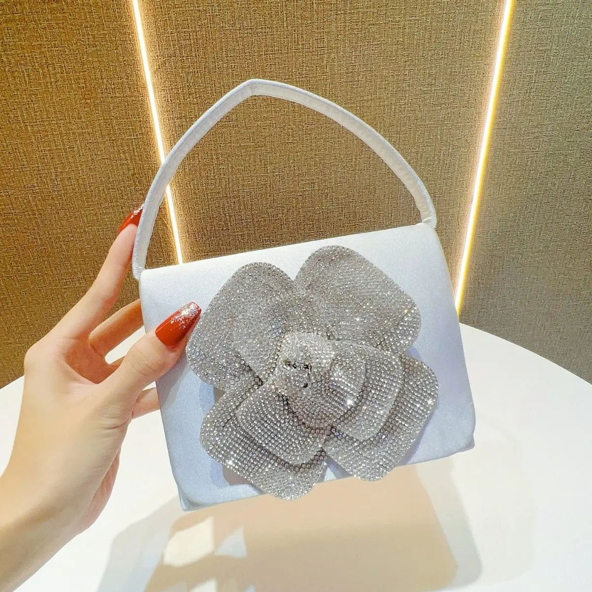 Neue Nische Design Strass Handtasche Modische Schulter Handtasche für Frauen Heißer Verkauf – Detail 35