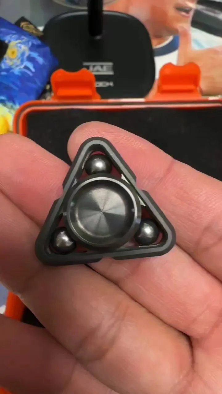 

Циркониевый сплав клубника superbadEDC