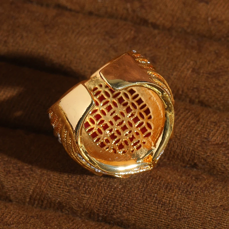 

Vintage Red Stone Rings Wing For Women Elegant Gold Color Adjustable Accessories Luxury Jewelry Quality Designer Gifts Wedding