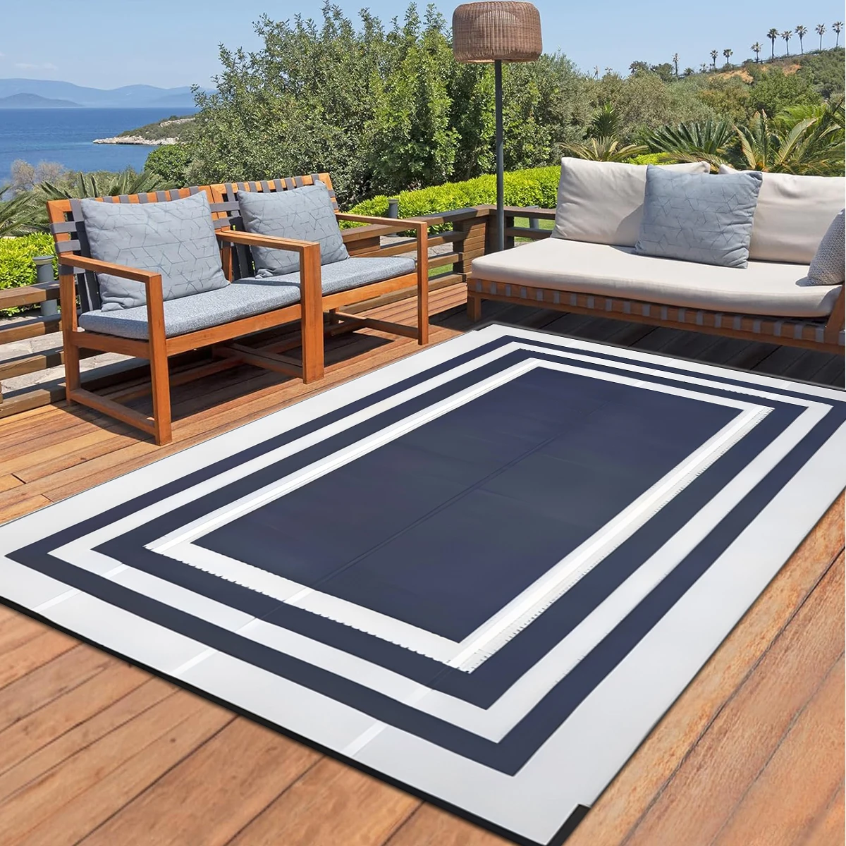 Double-Sided Outdoor Waterproof Reversible Mats Plastic Straw Patio Rugs Double Layer Woven Carpet PP Material Family Picnic Mat