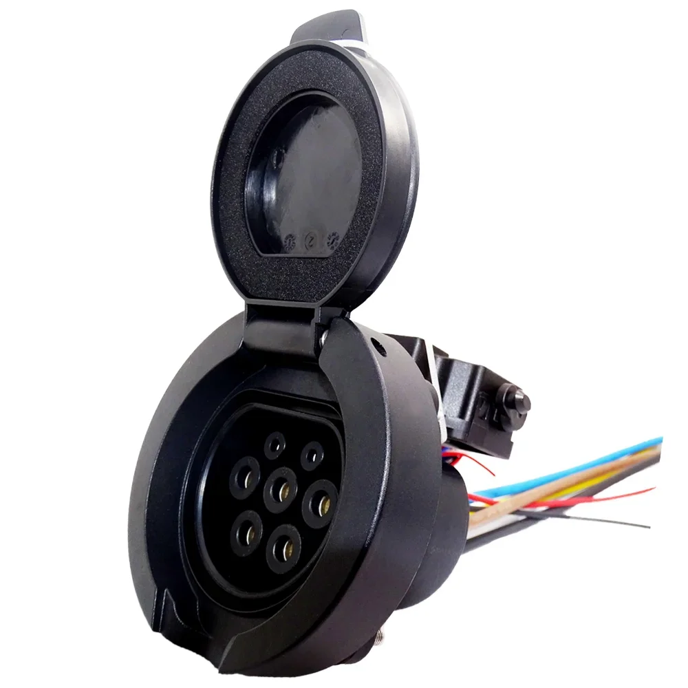 CE RoHS Compliant Schuko 3Phase IEC 62196 Type 2 EV Charging Wallbox Connector IP54 32A Industrial Use EU Plug