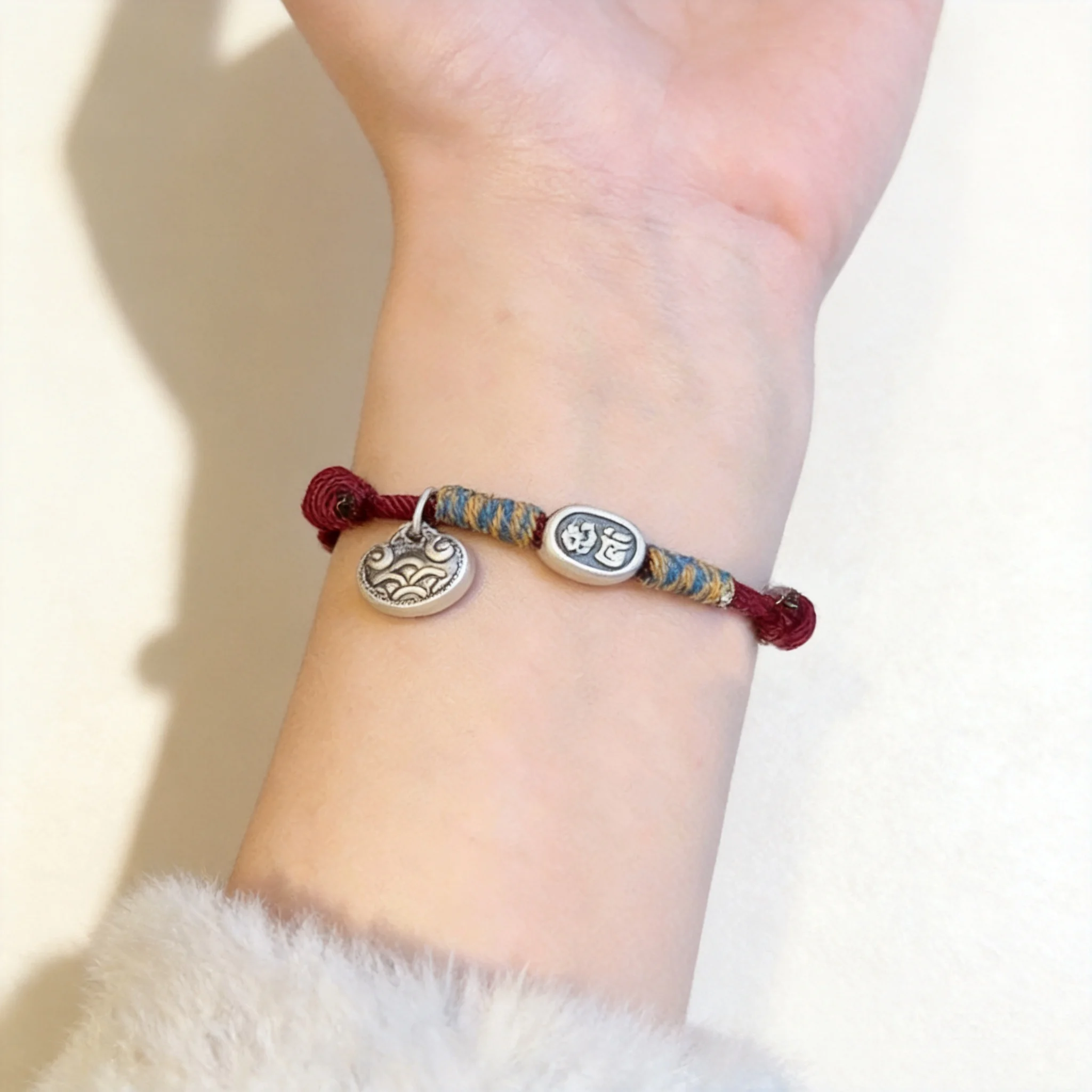 Chinese Style Good Luck Red String Bracelet Hand Woven Retro Peace Joy Auspicious Cloud Lock Charm Bracelet For Women Men Couple