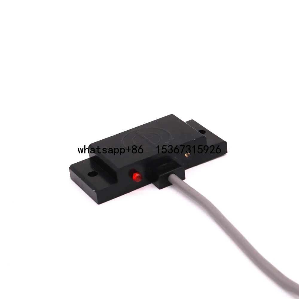 

High Quality Rectangular inductive Sensor IS50 DC 3 Wires Flush Inductive Proximity Sensor Plastic Detector