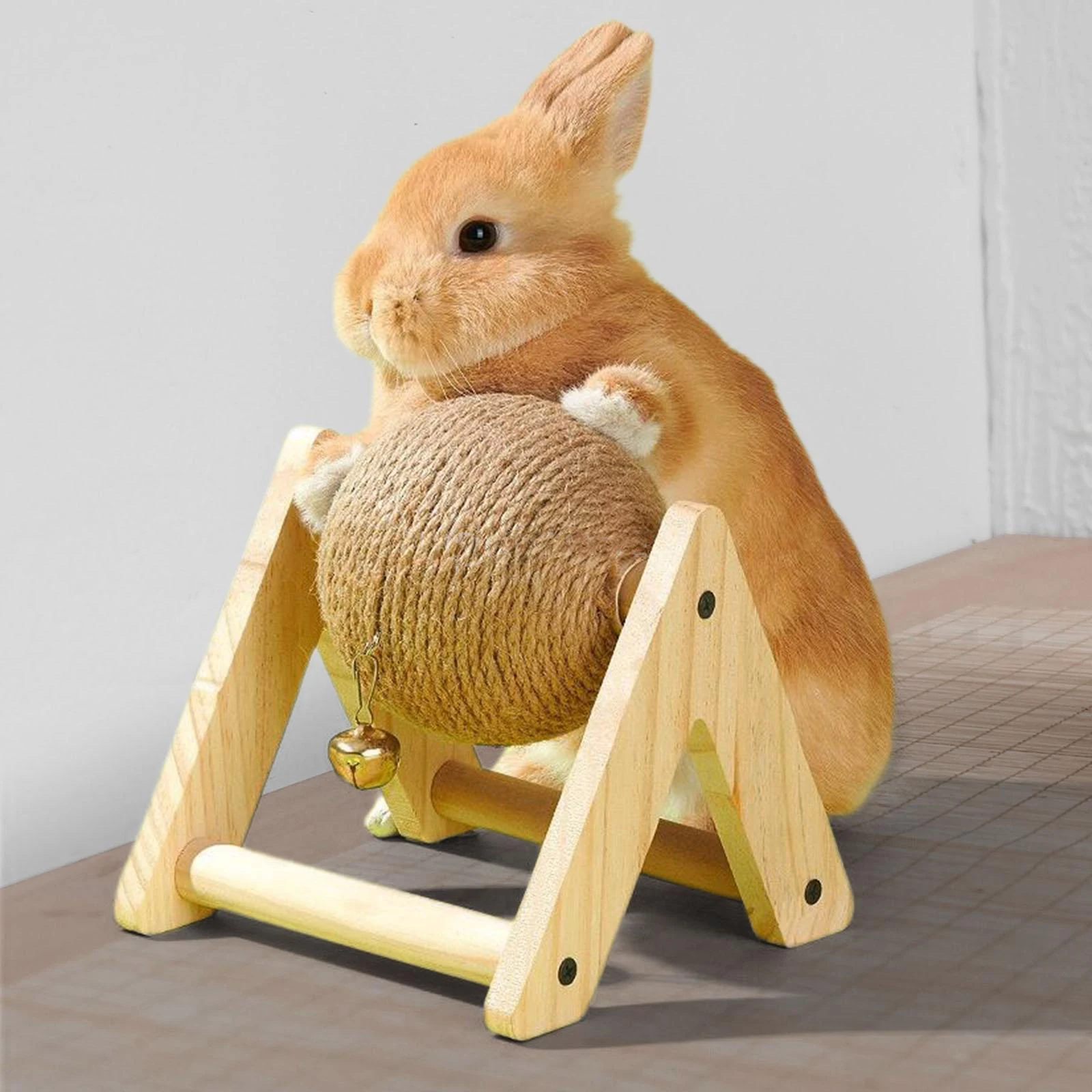 Rabbit Scratch Toy Wood Sisal Grinding Claw Ball Pet Interactive Toy Scratching Ball for Kitty Small Animals Chinchilla