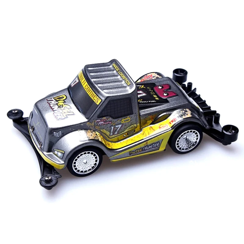 1/32 RTR 2.4G مقياس كامل عجلة اليد الكبيرة التحكم عن بعد سيارة محاكاة محوري رذاذ الطلاء الكهربائية لعبة تعمل بالريموت سيارة الصبي هدية XC324