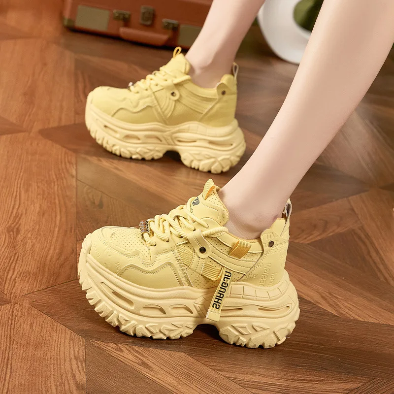 Dad's shoes 2026 spring new interior height increasing women's shoes  sponge cake versatile casual sports shoes for women
