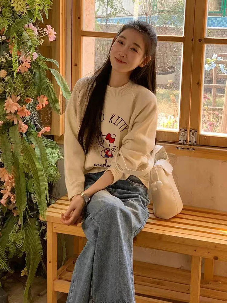 

OUDOEE KT Long Sve T-irt Women's Spring 2026 New Small Size Commute round Ne Casual Sweatirt Loose Fit Printed