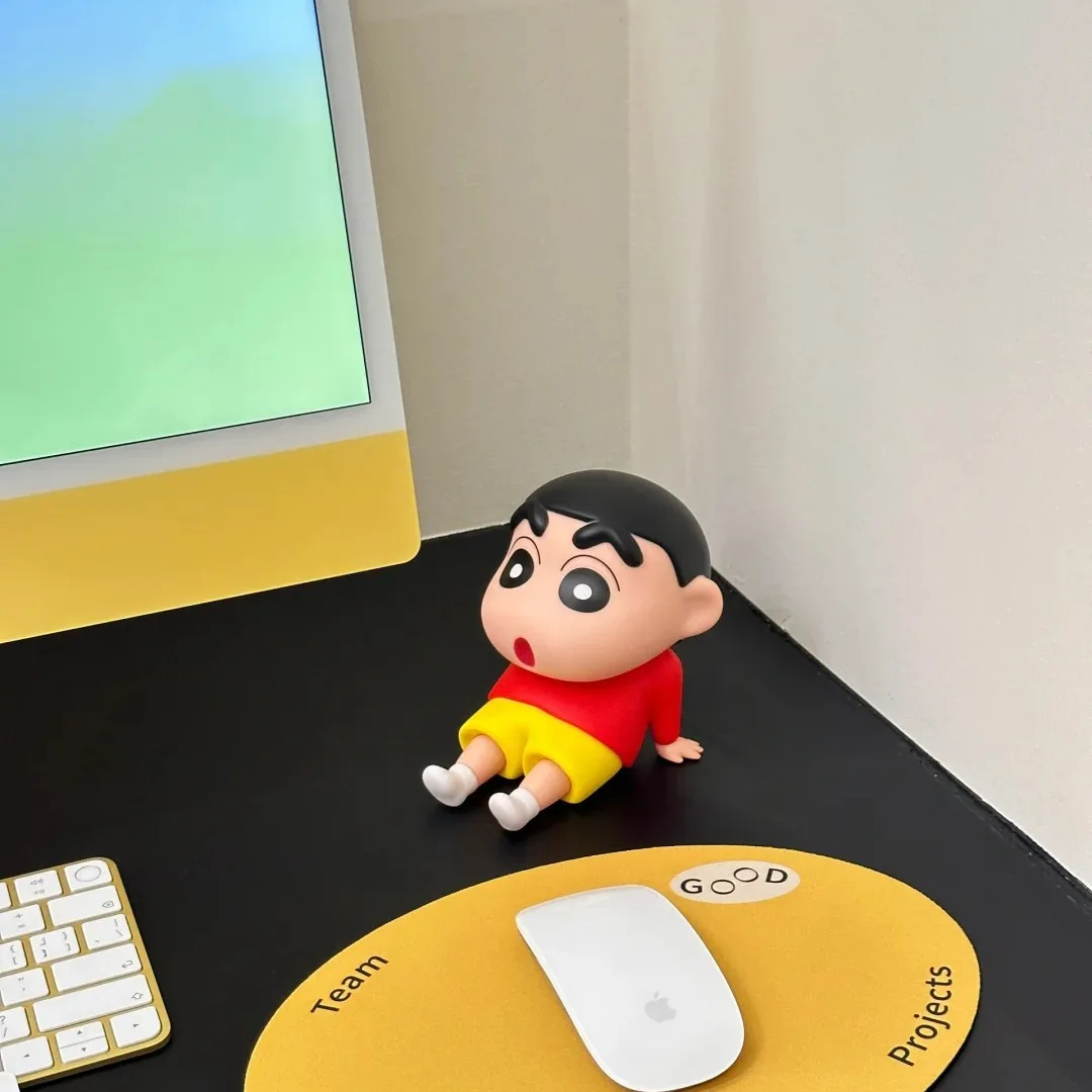 12Cm Nieuwe Anime Crayon Shin-Chan Q Versie Kawaii Figuur Pvc Nieuwigheid Model Speelgoed Pop Mobiele Telefoon Houder Verzamelen Ornamenten Geschenken