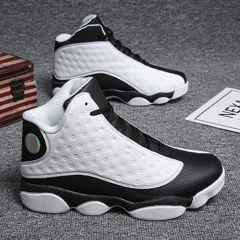 Zapatos de hombre Otoño 2025 Nuevo baloncesto Mid-Top Casual Deportes Zapatos de moda Deportes juveniles Estudiantes Zapatos para correr