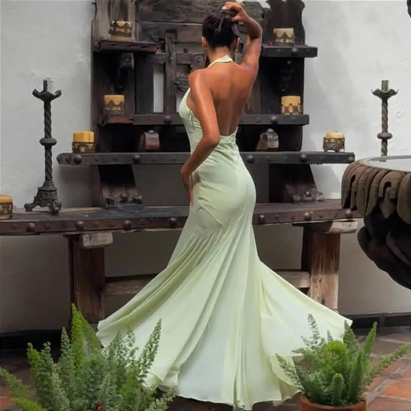 กระโปรงยาวทรงเอวกลางสไตล์ยุโรป คอวีลึก ดีไซน์ทันสมัย สำหรับผู้หญิง ใส่สบายๆ ในฤดูใบไม้ร่วง ปี 2025