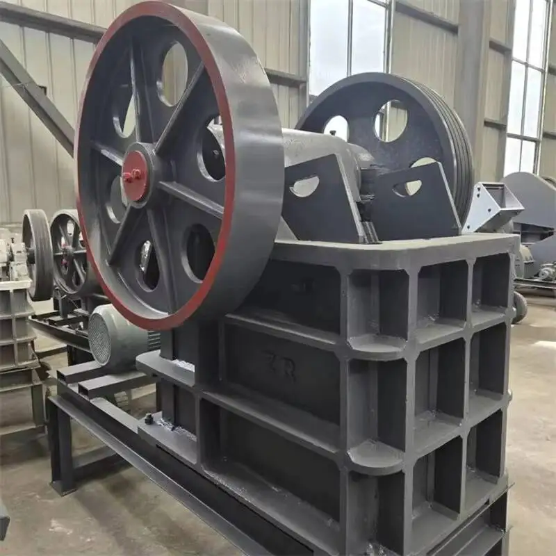 

PE 150*250 Heavy-Duty Jaw Crusher, AC/Diesel Motor With A Maximum Capacity Of 3T/H - Advanced Technology For