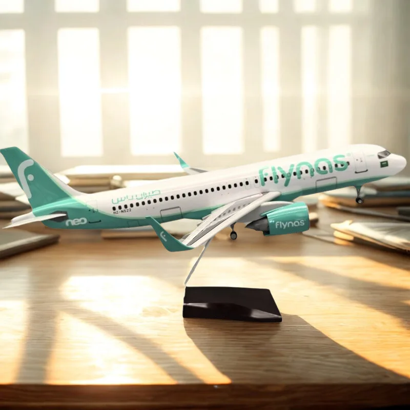 

1/80 Scale Plane Toy 47cm Aircraft Model Saudi Flynas A320neo Airplane Toy Diecast Resin Aircraft With LED Collection Display