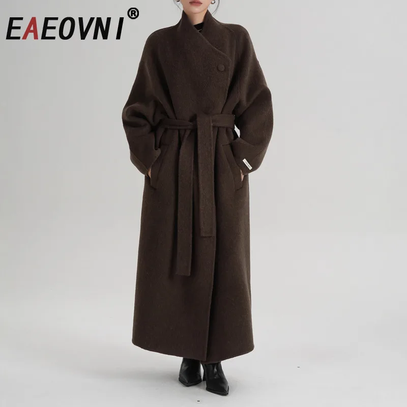 EAEOVNI معطف طويل أنيق من الصوف للنساء موضة الوقوف طوق بلون حزام متجمع الخصر الشتاء مزاجه سترة 2026 جديد #2